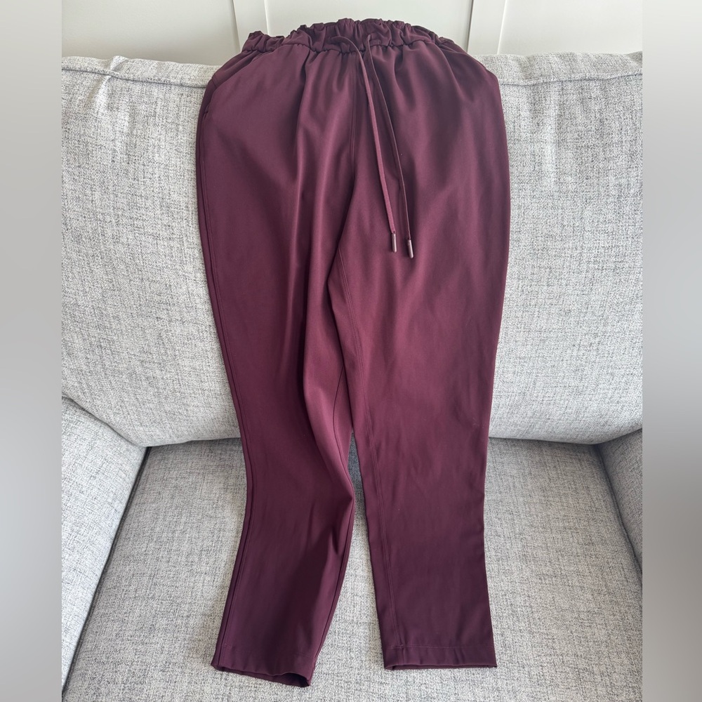 Lululemon Women's Burgundy Straight Leg Pant